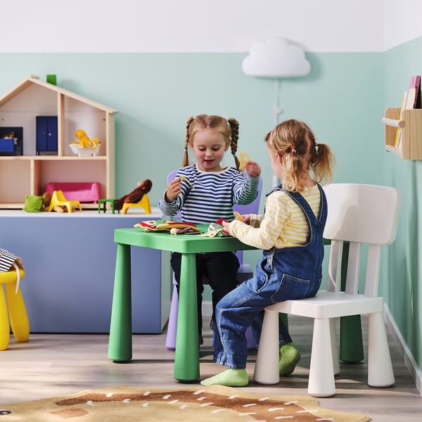MAMMUT children's table, in/outdoor/bright green, 77x55 cm