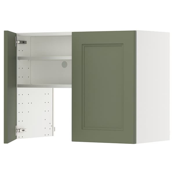 METOD wall cb f extr hood w shlf/door, white/Axstad grey-green, 80x60 cm