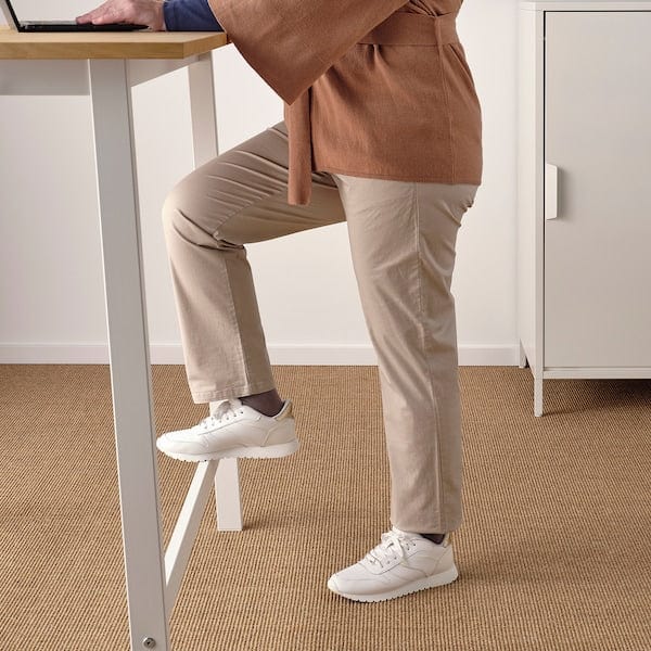 Ikea MITTZON - Conference table, oak veneer/white, 140x108x105 cm