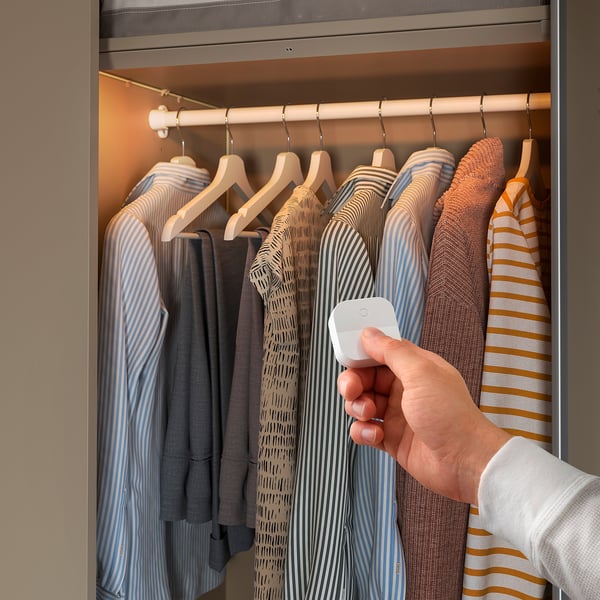 ÖVERSIDAN LED wardrobe lighting strp w sensor, dimmable grey-beige, 46 cm