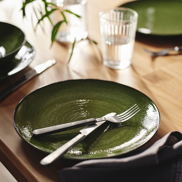 PELARKAKTUS plate, green, 26 cm