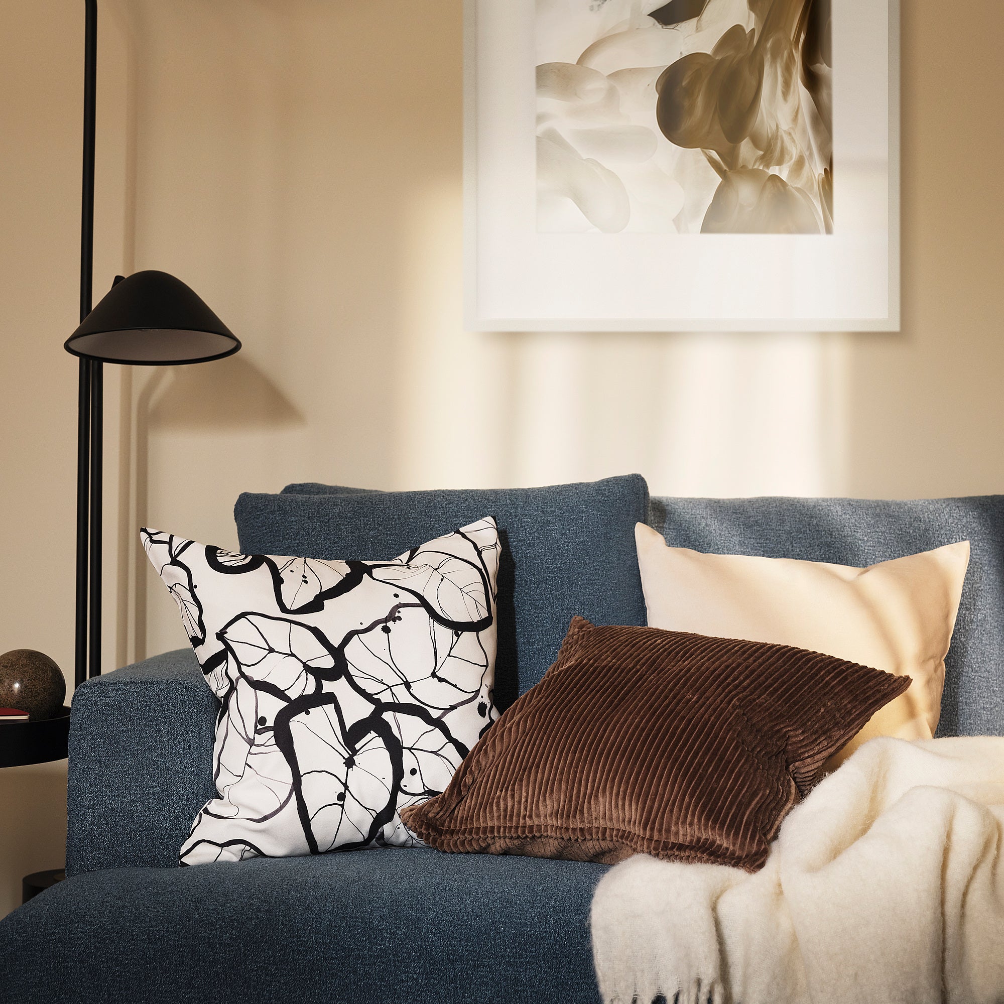 PELARKÖRSBÄR cushion cover, white/black, 50x50 cm