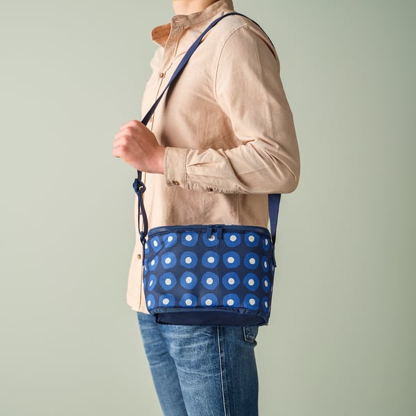 PILLERSTARR - PILLERSTARR Cooling bag, patterned/blue, 26x19x19 cm