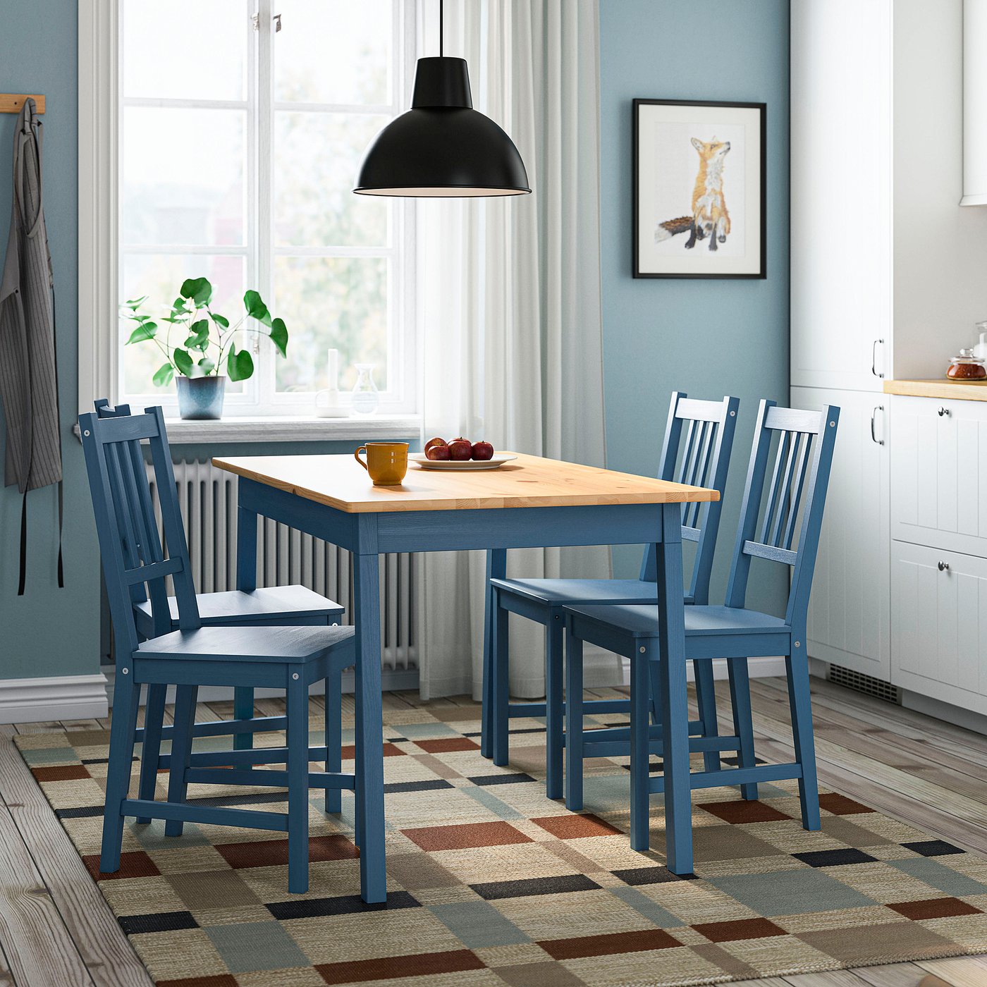PINNTORP table and 4 chairs