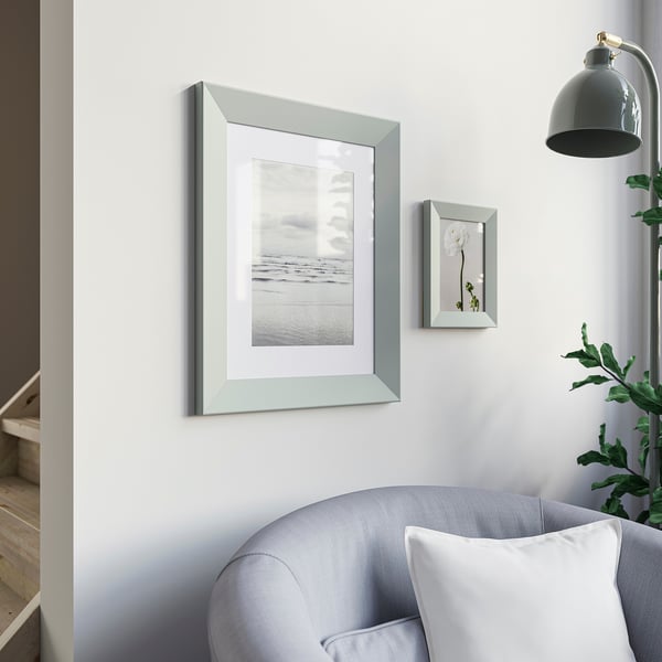 PLOMMONTRÄD frame, pale grey-green, 30x40 cm