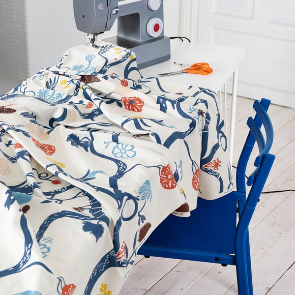REVFINGERÖRT - REVFINGERÖRT Pre-cut fabric, botanical details/white multicolour, 150x300 cm
