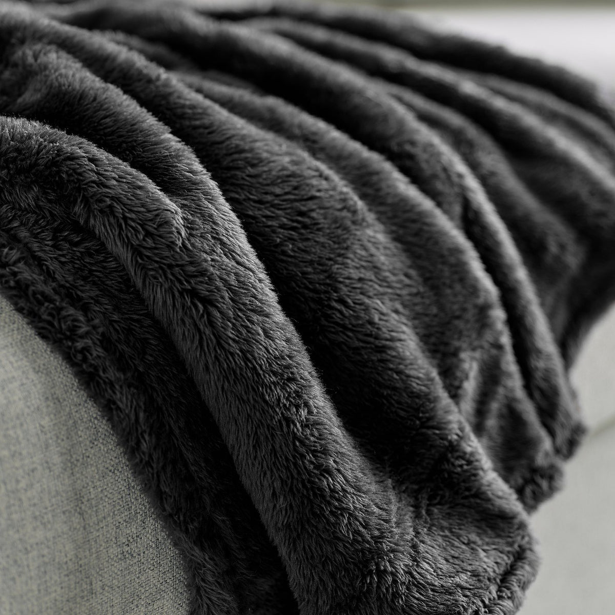 ROSTLÖNN throw, anthracite, 130x170 cm