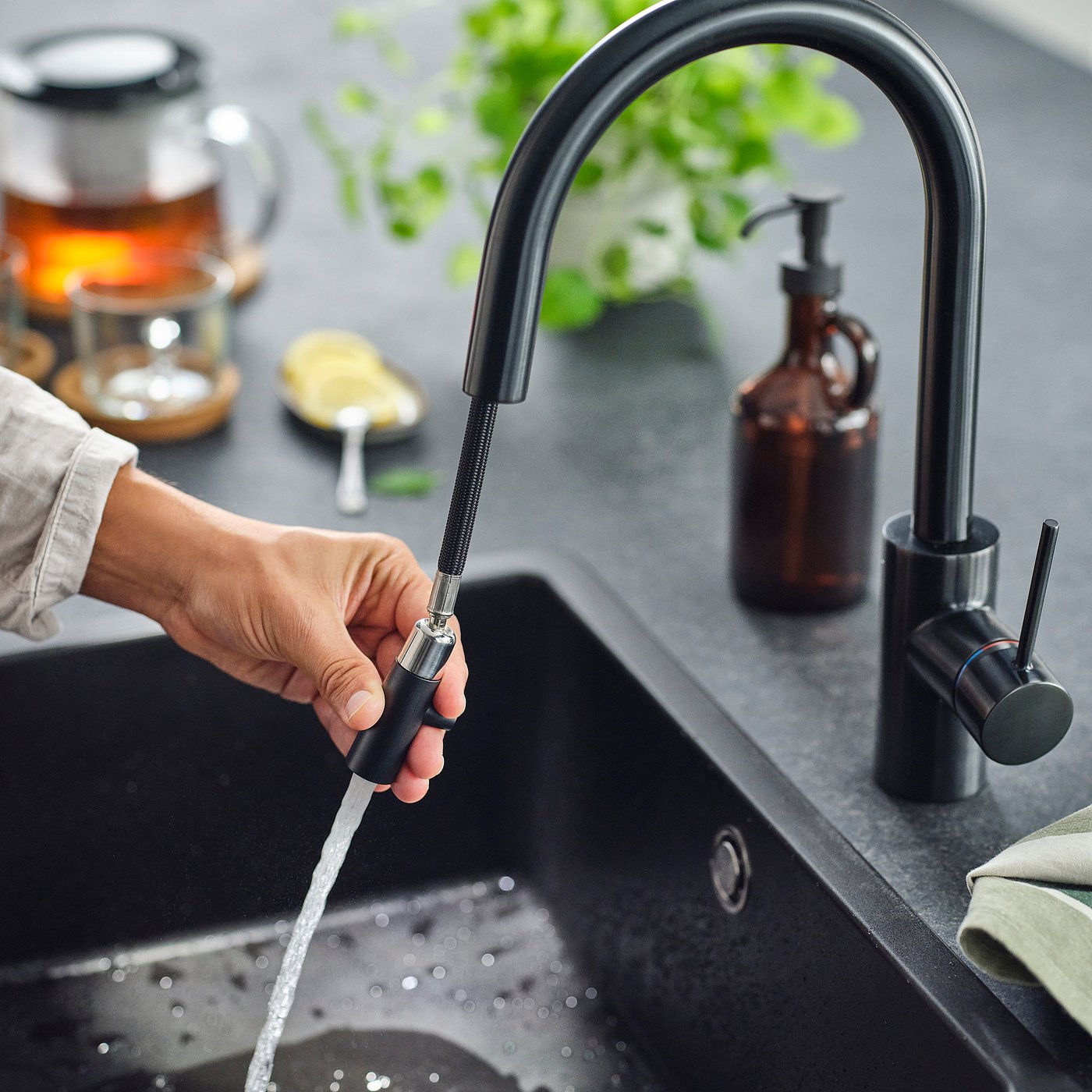 SALLSJÖN kitchen mixer tap pull out, black