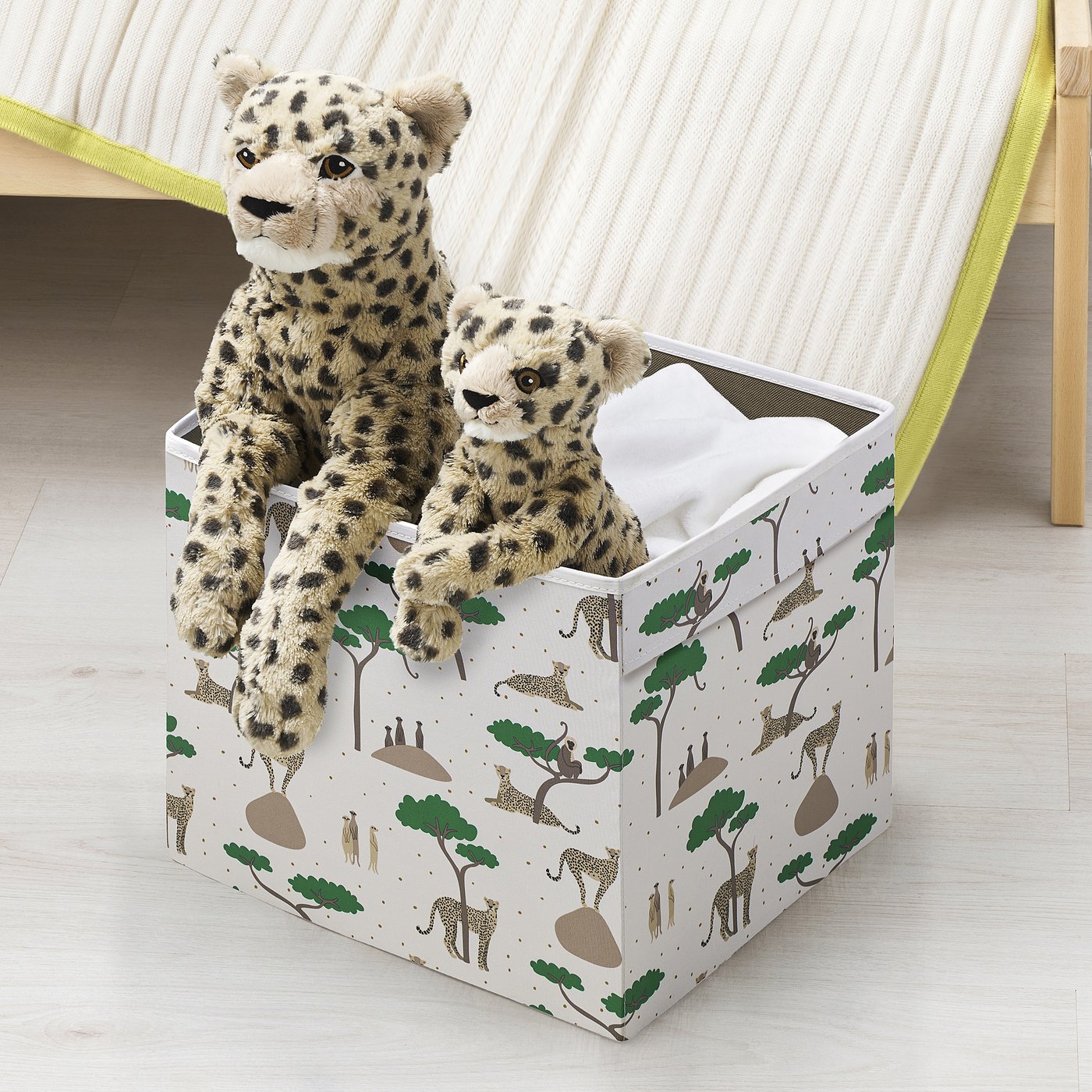 SANDLÖPARE box, cheetah, 33x38x33 cm