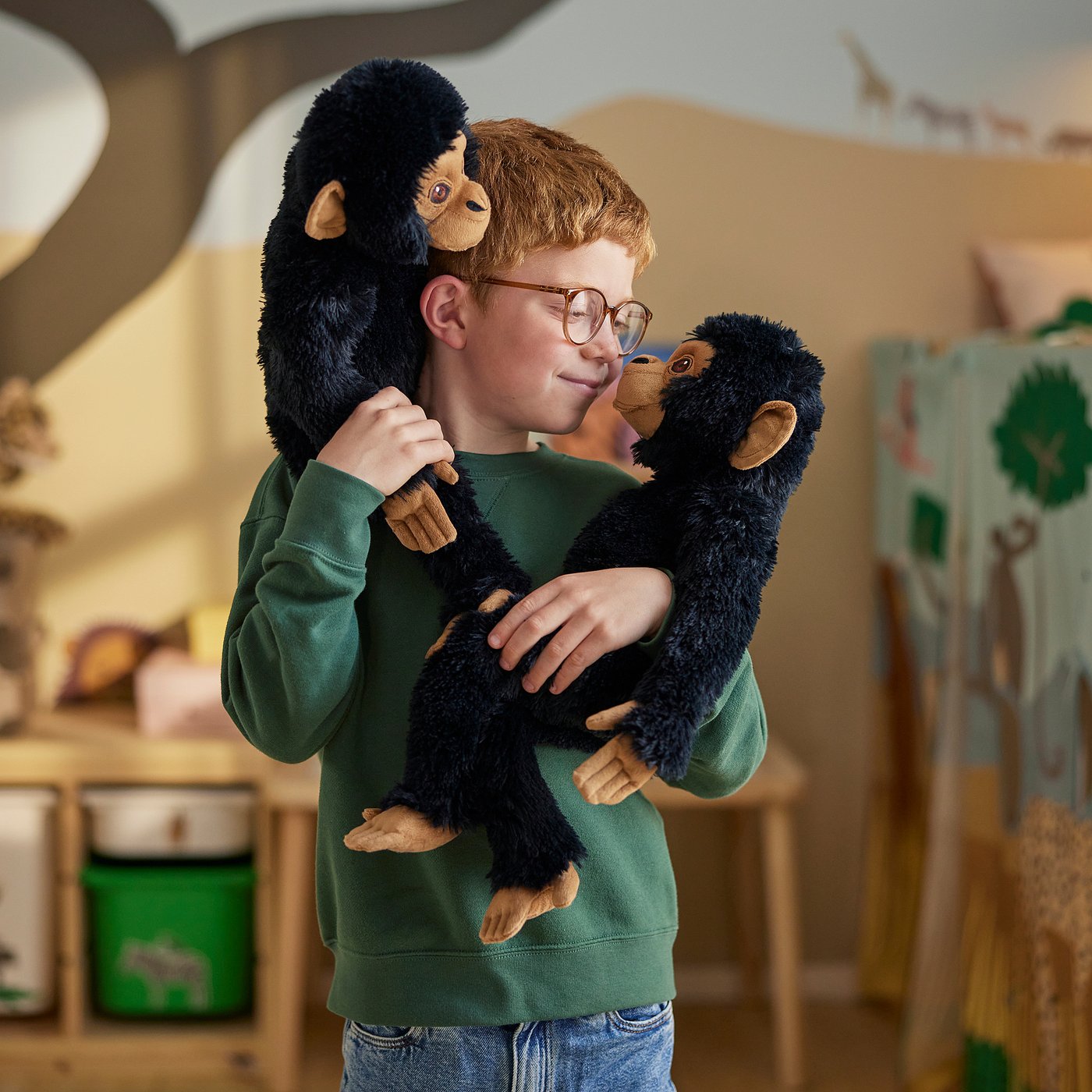 SANDLÖPARE soft toy, chimpanzee/black, 32 cm