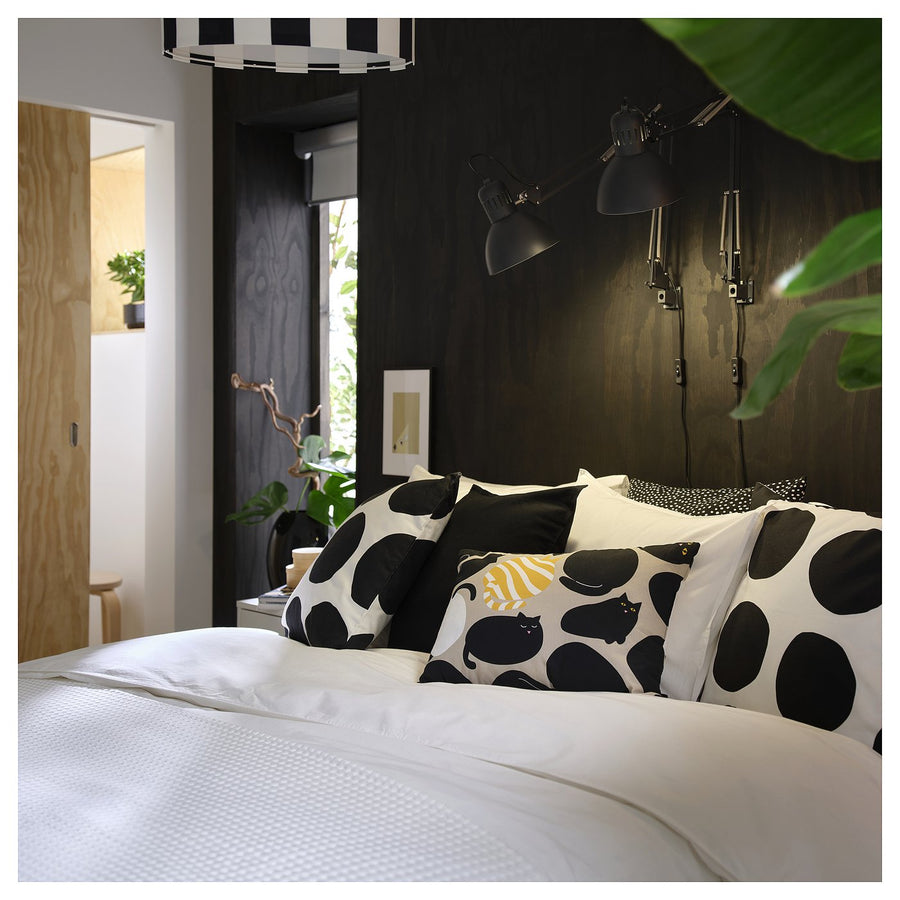 SANDMOTT cushion, beige black/cat pattern, 35x50 cm