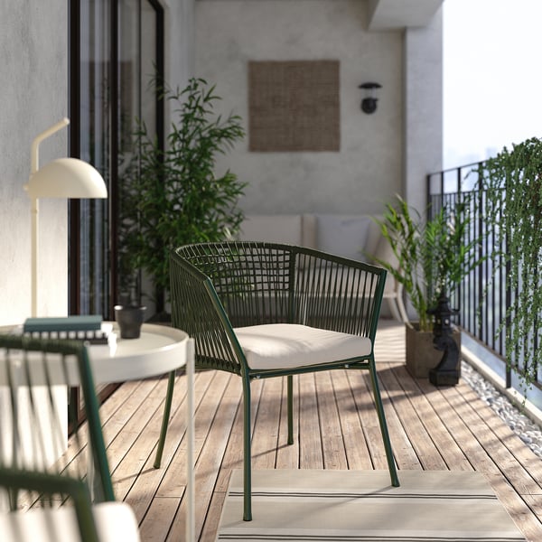 SEGERÖN chair with armrests, outdoor, dark green/Frösön/Duvholmen beige, 67x73x63 cm