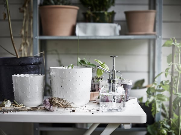 SESAMFRÖN plant pot, in/outdoor off-white, 12 cm