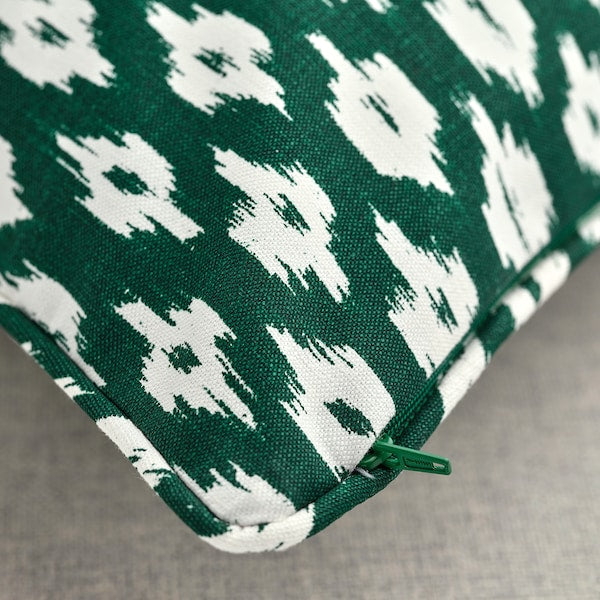 SKÅNEFIBBLA - Cushion cover, green/white, 50x50 cm