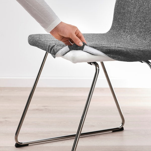 SKANSNÄS / LILLÅNÄS - Table and 4 chairs, brown beech/chrome Gunnared dark grey,150/205 cm