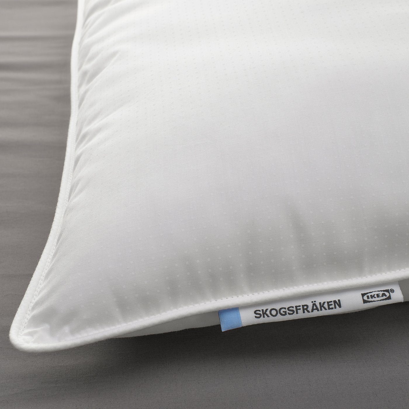 SKOGSFRÄKEN pillow, low, 50x80 cm