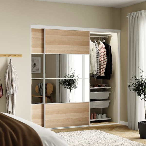 Ikea SKYTTA / BOAXEL - Reach-in wardrobe with sliding door, white Mehamn/Auli/white stained oak effect mirror glass, 202x65x205 cm