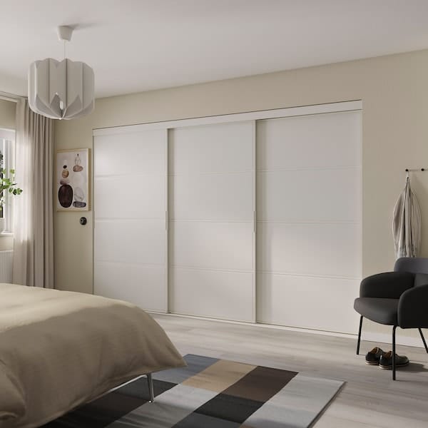 Ikea SKYTTA / BOAXEL - Walk-in wardrobe with sliding doors, white/Tjörhom white, 301x115x205 cm
