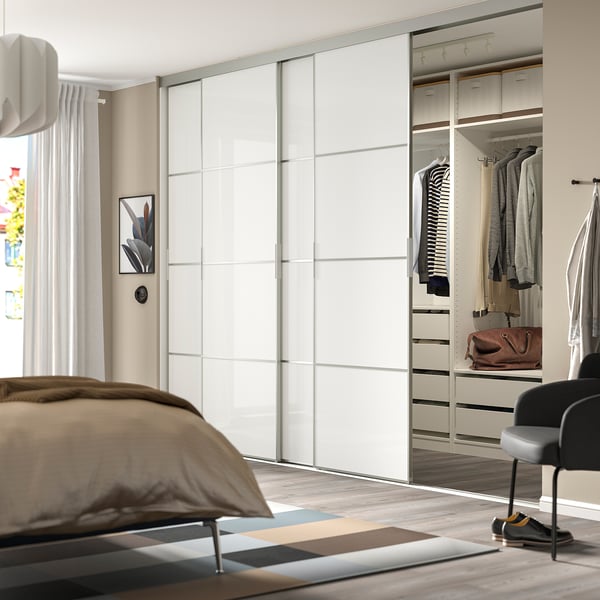 SKYTTA / FÄRVIK sliding door combination, aluminium/white glass, 326x240 cm