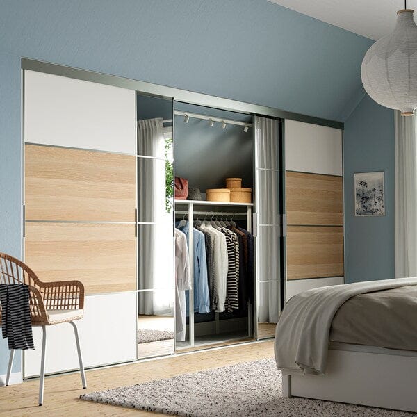 SKYTTA / MEHAMN/AULI - Sliding door combination, aluminium/white stained oak effect mirror glass, 401x205 cm