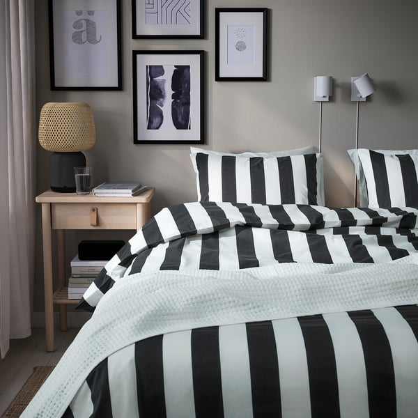 SLÅNHÖSTMAL duvet cover and pillowcase, black/white/striped, 150x200/50x80 cm