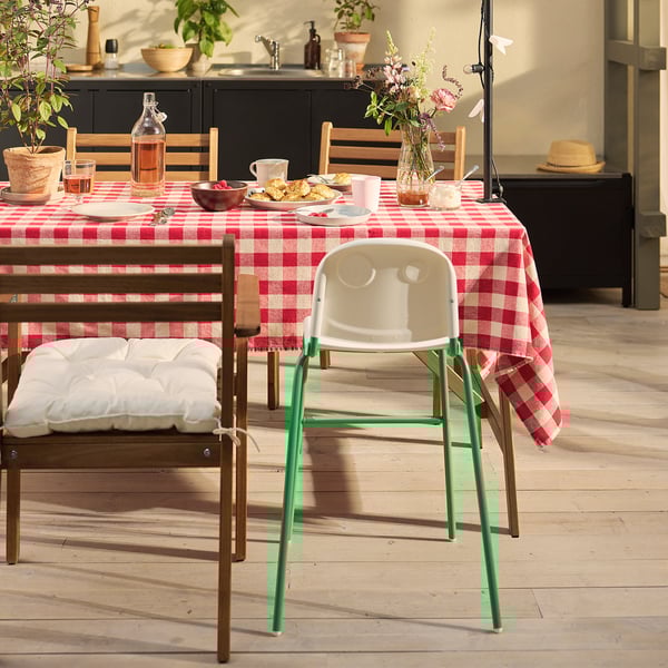 SLÖJSTJÄRT - SLÖJSTJÄRT Tablecloth, white/red, 145x240 cm
