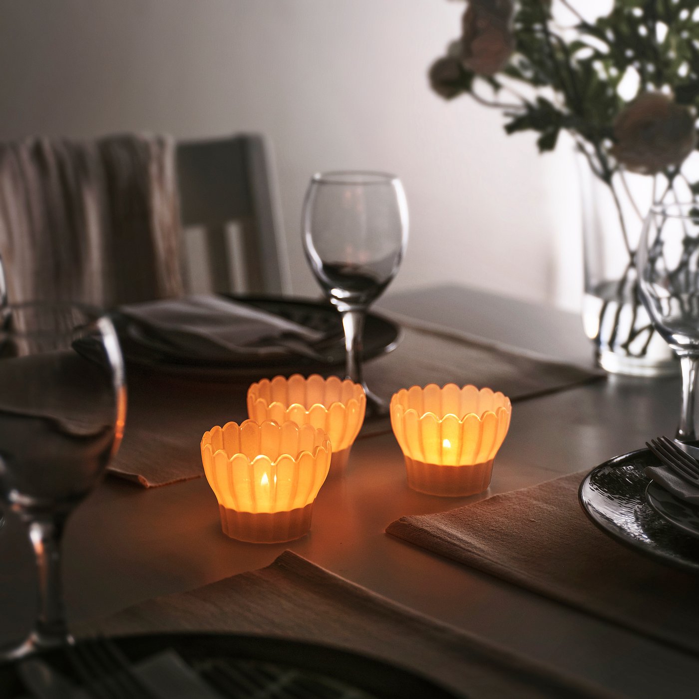 SMÅNÄCKROS tealight holder, white, 6 cm
