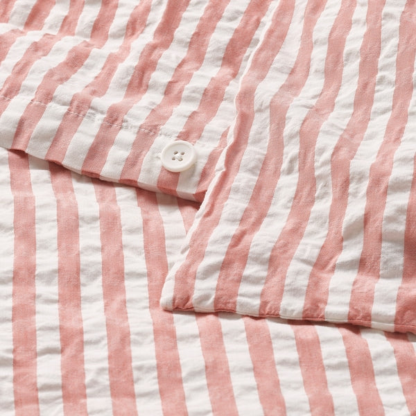 SMÅNUNNEÖRT - Duvet cover and 2 pillowcases, red-brown white/striped, 240x220/50x80 cm