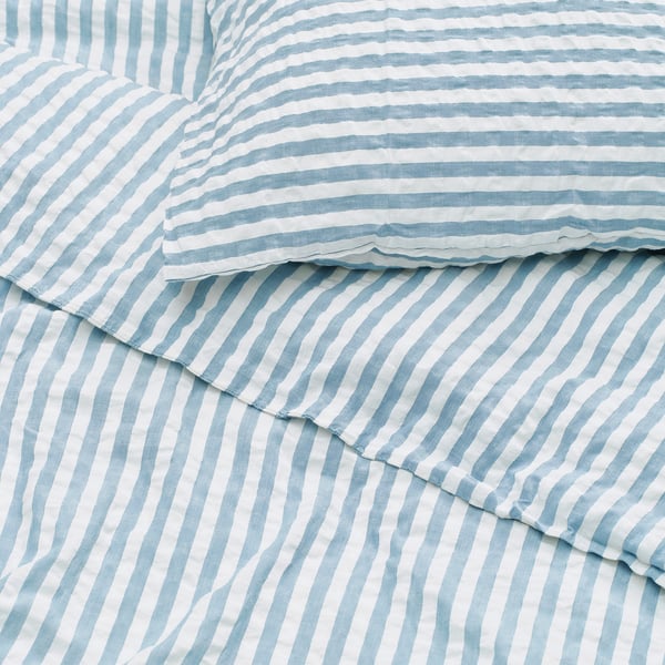 SMÅNUNNEÖRT - Duvet cover and pillowcase, dark grey-blue white/striped, 150x200/50x80 cm