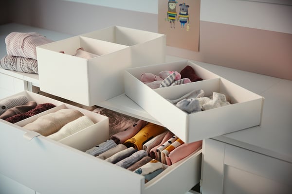 SMÅSTAD / PLATSA - Chest of 6 drawers, white/grey, 60x57x123 cm
