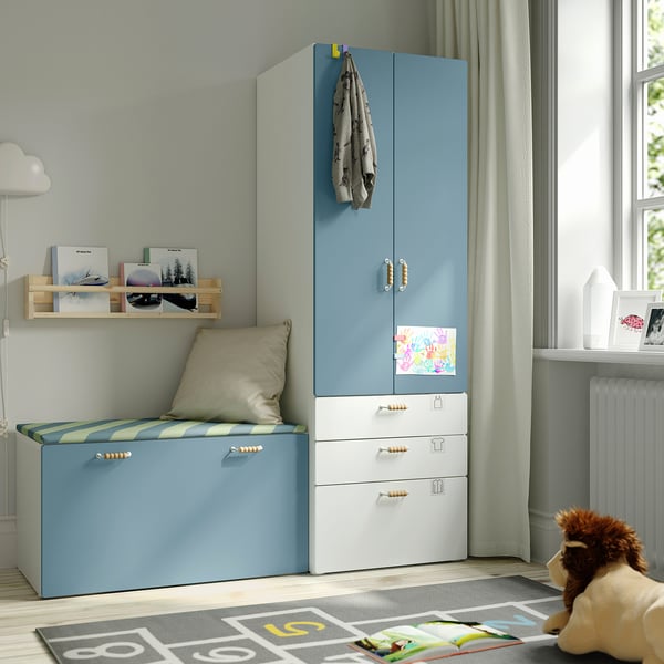 SMÅSTAD / PLATSA storage combination, white blue/with bench, 150x57x181 cm