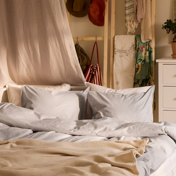 SOLFIBBLA comforter cover and 2 pillowcases, gray white/striped, 240x220/50x80 cm