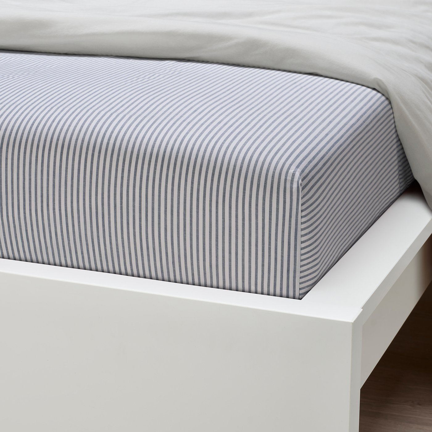 SOLFIBBLA fitted sheet, white blue/stripe, 180x200 cm