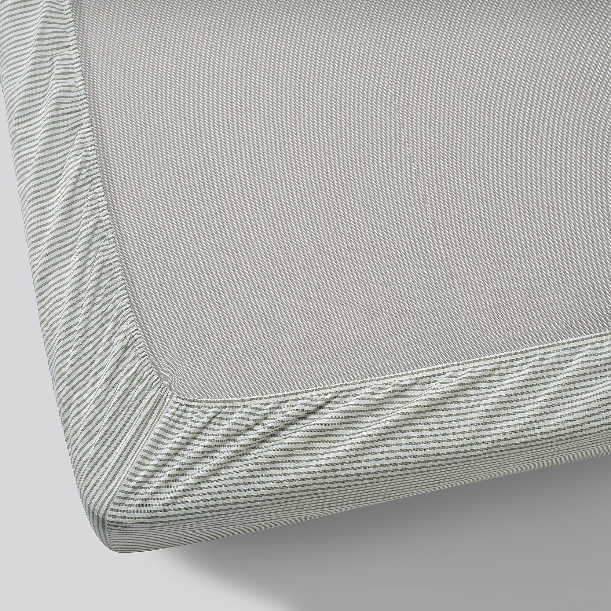 SOLFIBBLA fitted sheet, white green/stripe, 180x200 cm