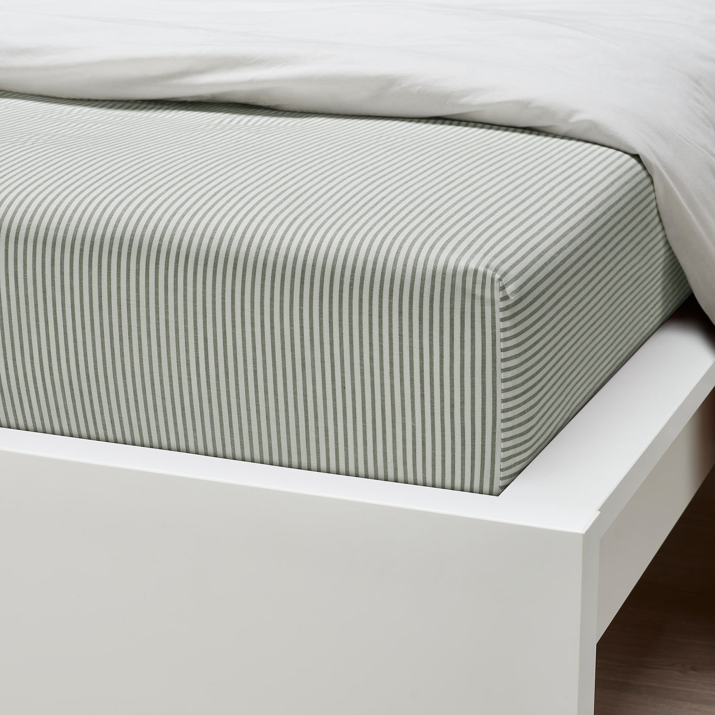 SOLFIBBLA fitted sheet, white green/stripe, 180x200 cm