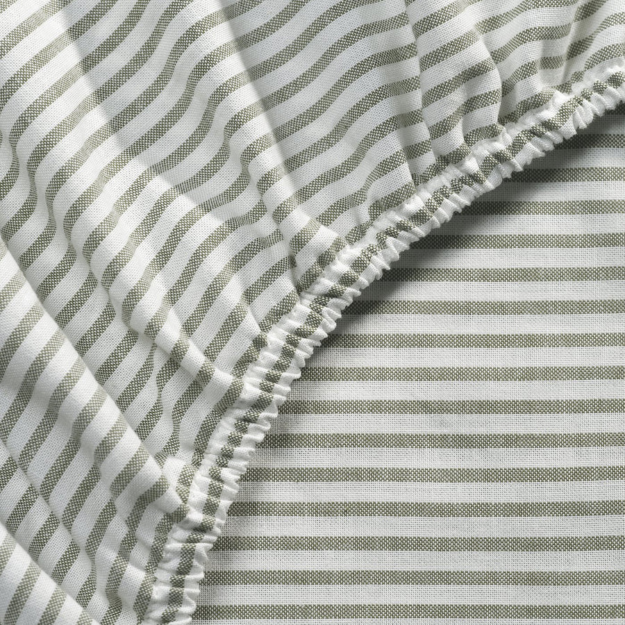 SOLFIBBLA fitted sheet, white green/stripe, 140x200 cm