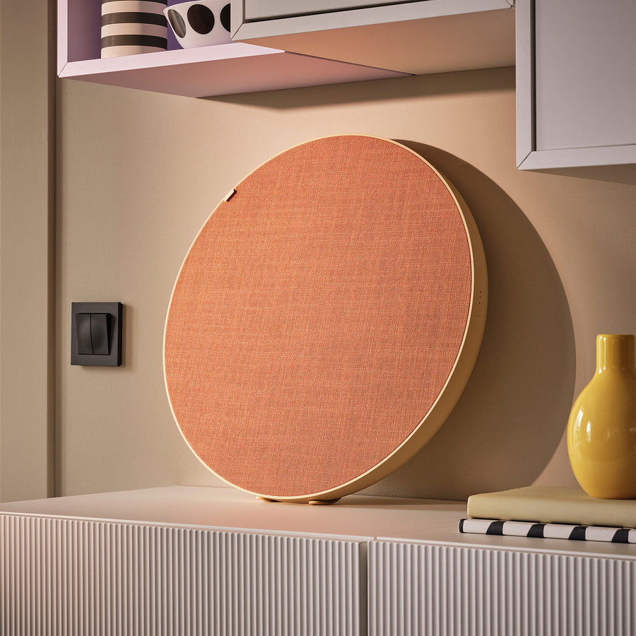 SOLSKYDD Bluetooth speaker, beige, 45 cm