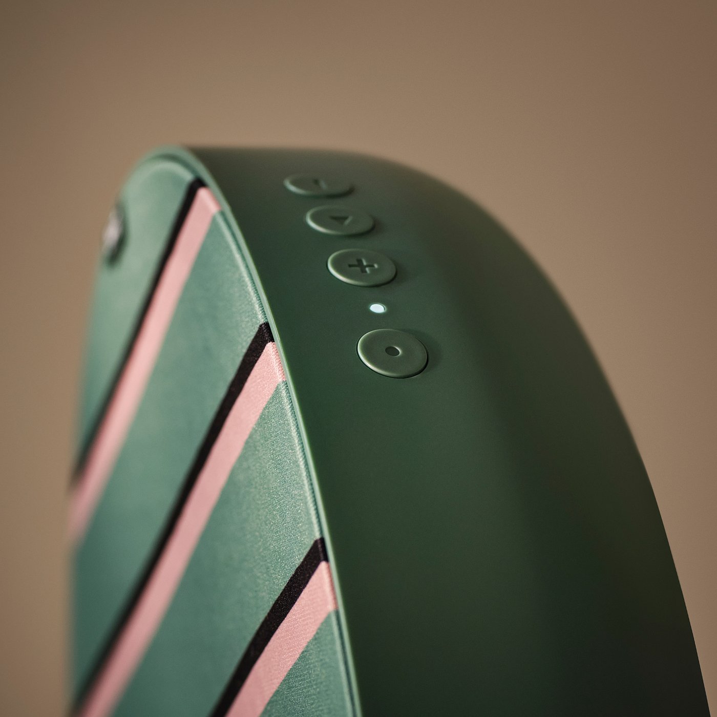 SOLSKYDD Bluetooth speaker, green, 29 cm