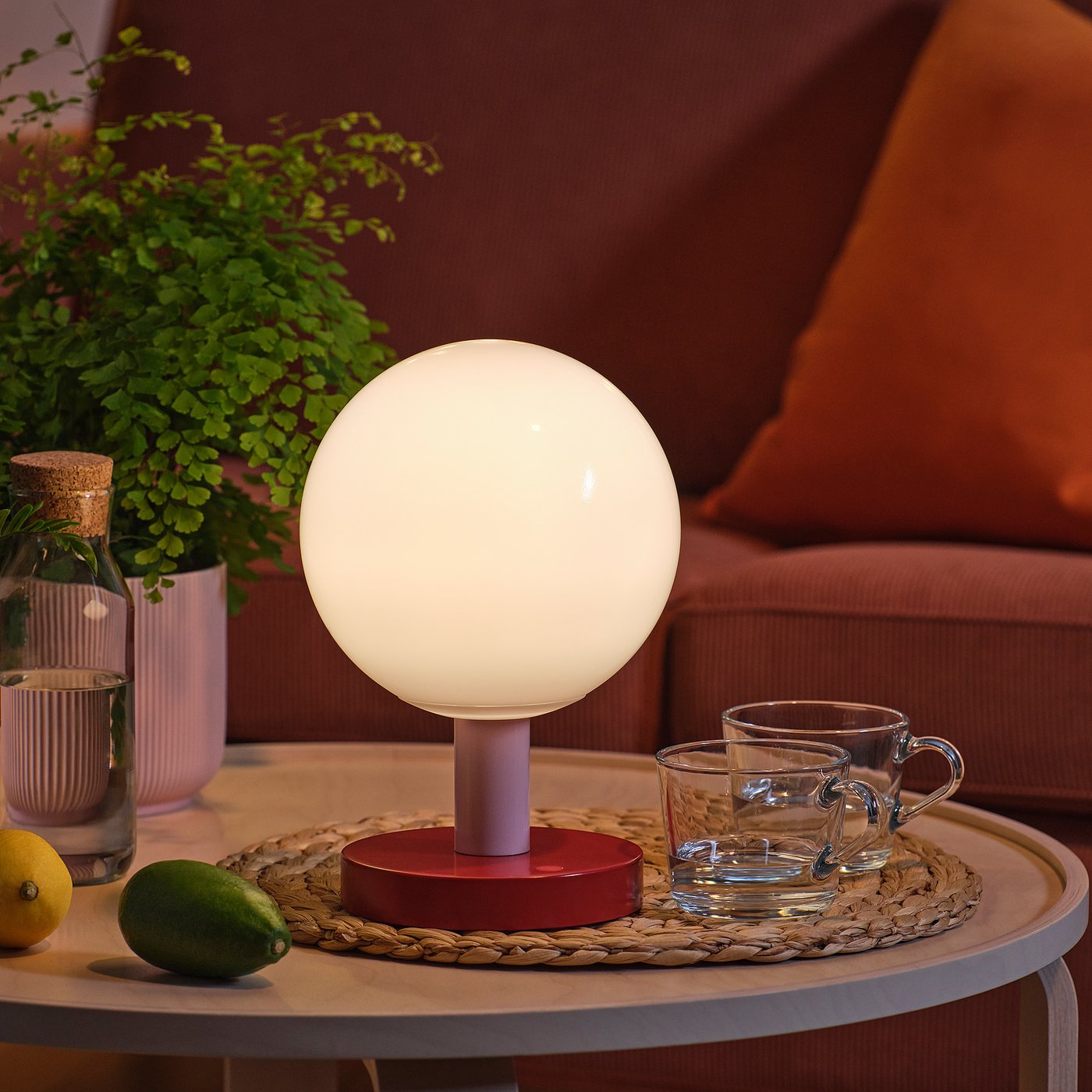 SOLVINDEN LED decoration lighting, battery-operated globe/red light pink, 26 cm