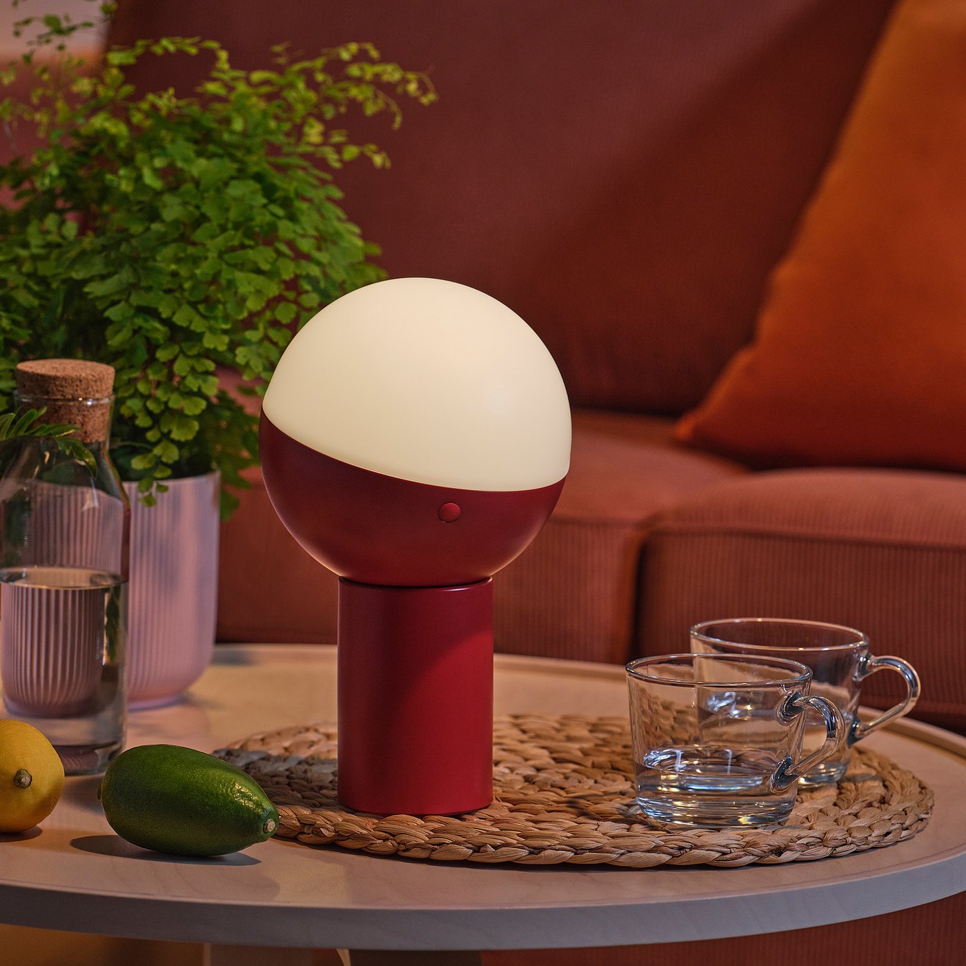 SOLVINDEN LED decoration lighting, solar-powered/globe red, 25 cm