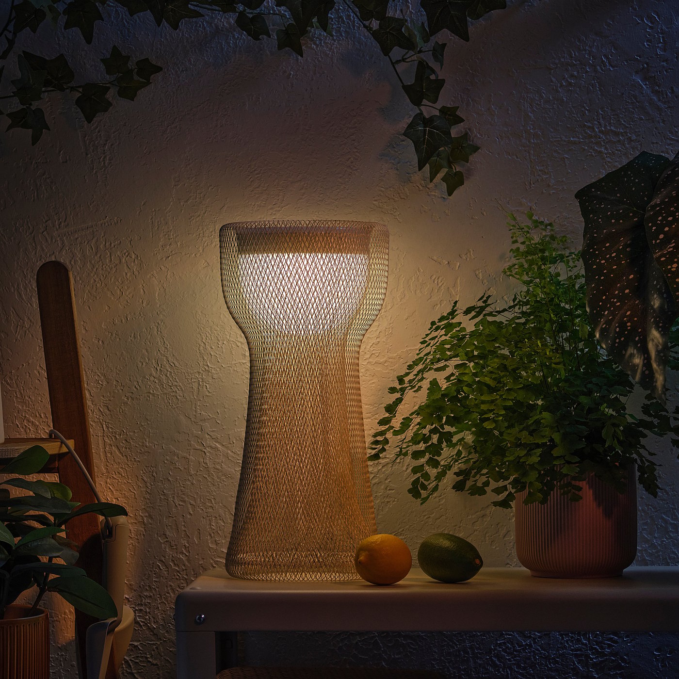 SOLVINDEN LED decoration lighting, floor, solar-powered/mesh beige, 19x39 cm