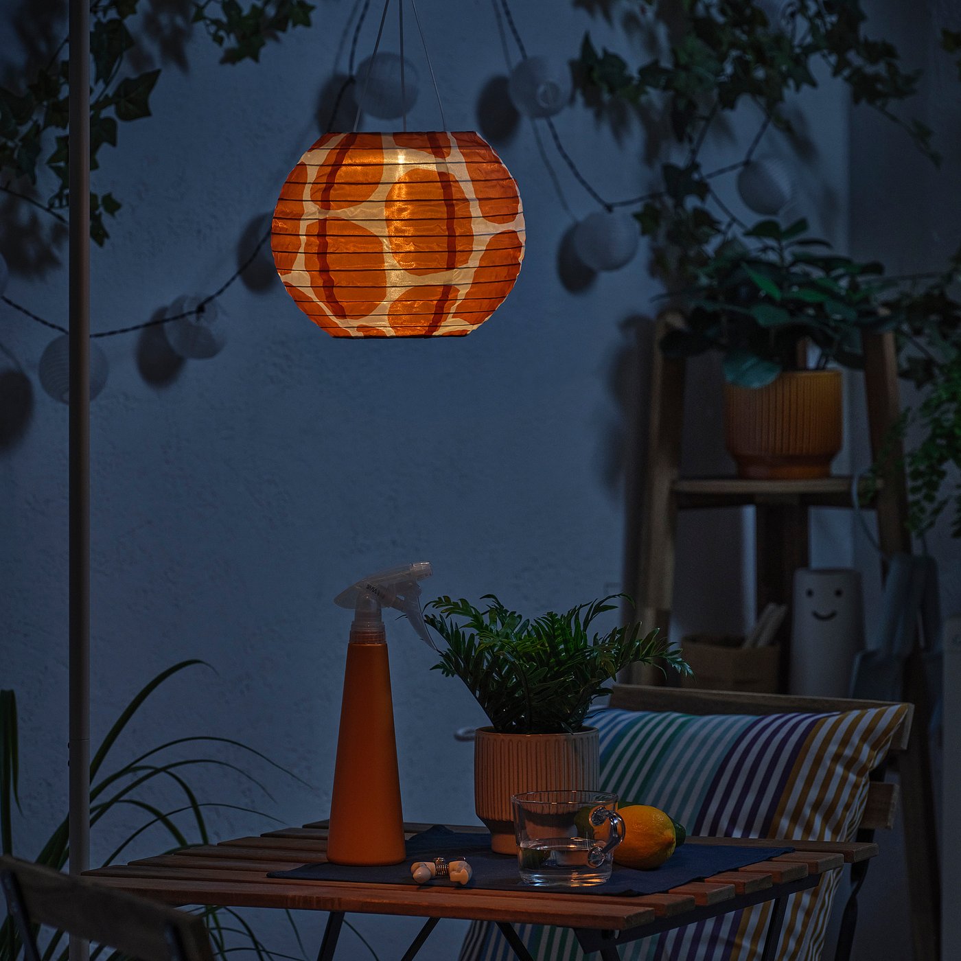 SOLVINDEN pendant lamp, spotted/solar-powered orange, 22 cm