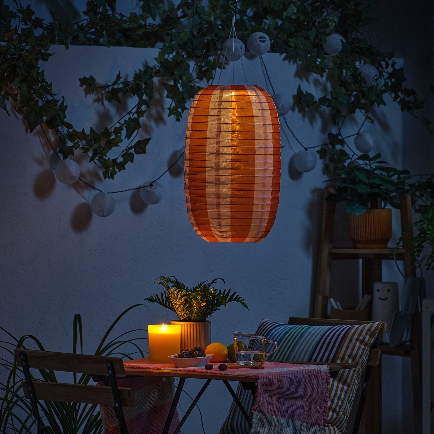 SOLVINDEN pendant lamp, stripe pattern solar-powered/orange pink, 43 cm