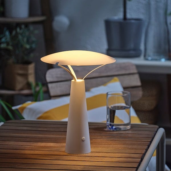 Ikea SOLVINDEN - Lampada da tavolo, a batterie/bianco,30 cm