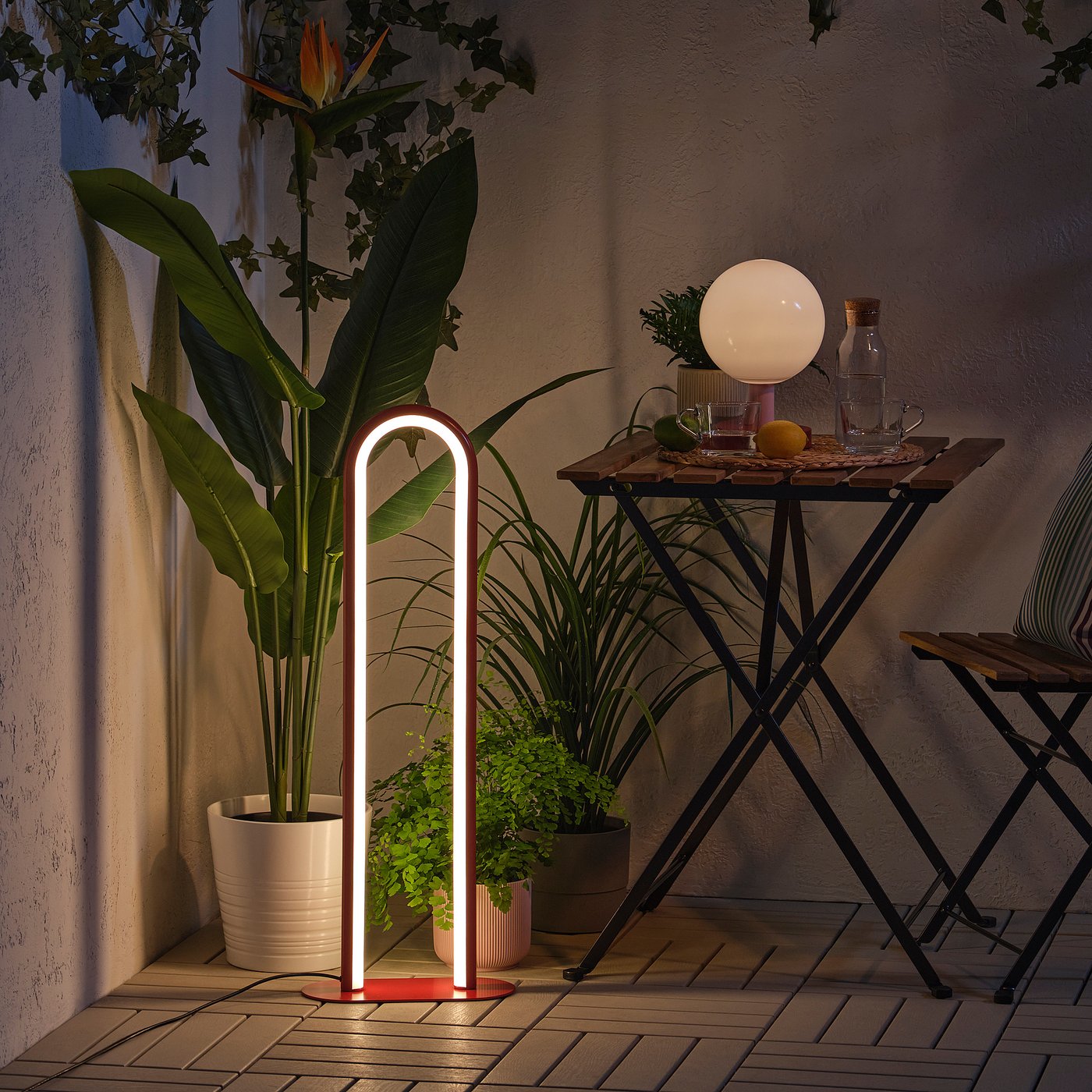 SOLVINDEN floor lamp, dimmable/red, 29x80 cm
