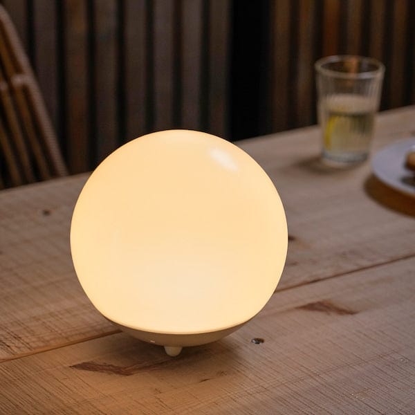 Ikea SOLVINDEN - Lampada da terra LED energia solare, da esterno/globo bianco