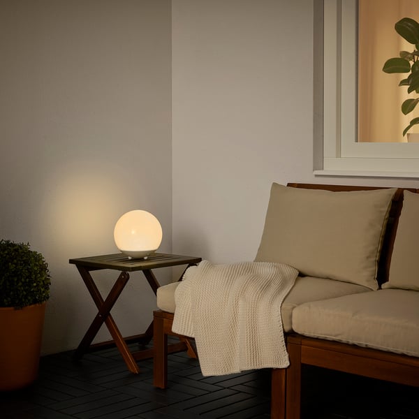 SOLVINDEN - SOLVINDEN LED solar-powered floor lamp, outdoor/globe white