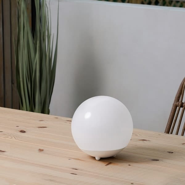 Ikea SOLVINDEN - Lampada da terra LED energia solare, da esterno/globo bianco