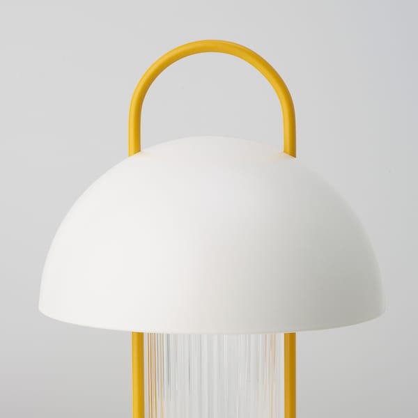 SOMMARLÅNKE - LED decorative table lamp, yellow glass/battery-operated outdoor, 33 cm