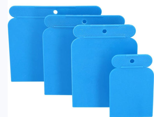 Set of 4 plastic-bladed spatulas without handles
